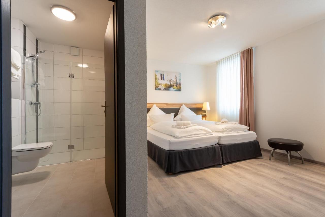 Hotel In Laisen Ρόιτλινγκεν Εξωτερικό φωτογραφία