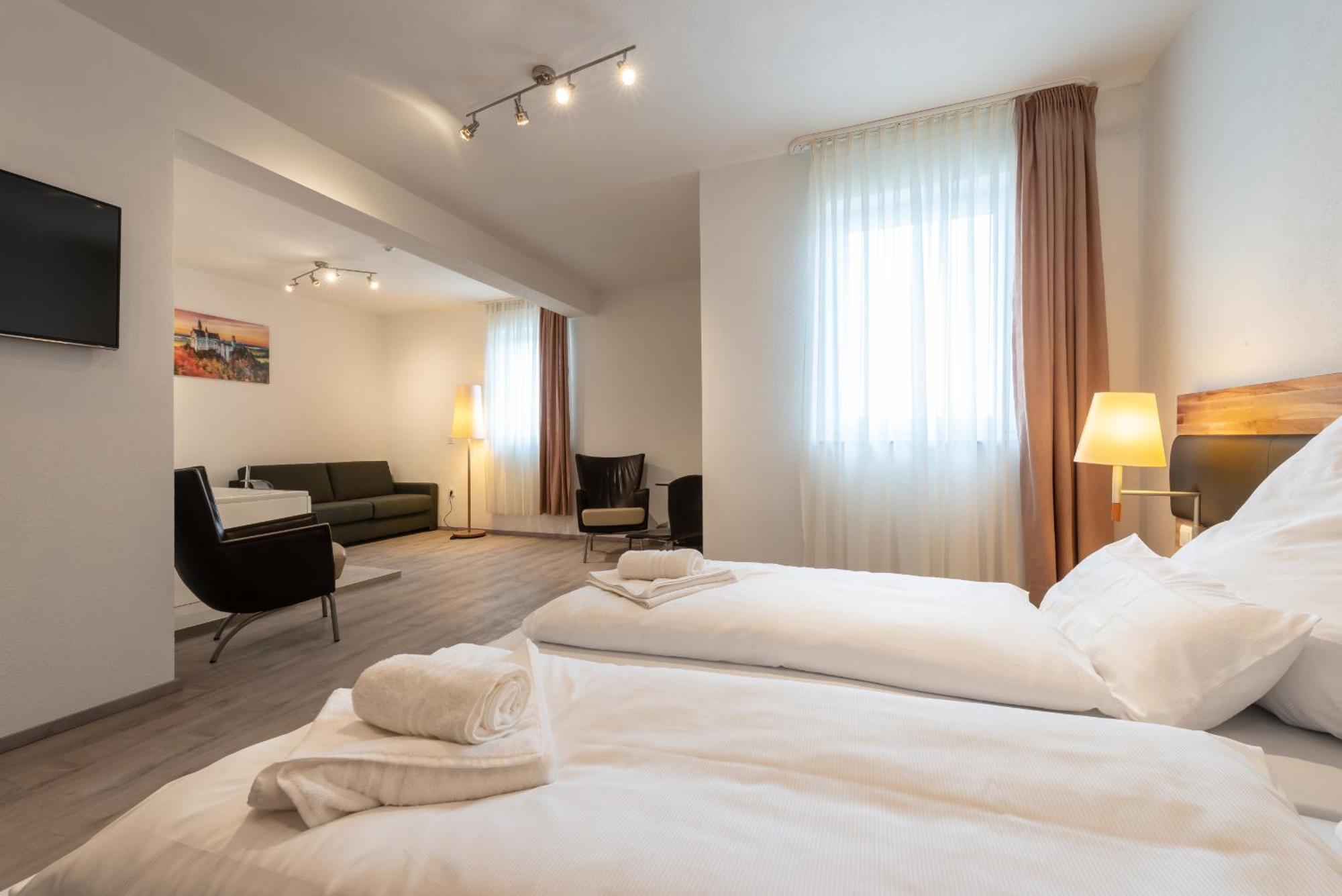 Hotel In Laisen Ρόιτλινγκεν Δωμάτιο φωτογραφία